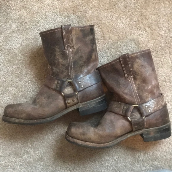 frye square toe boots mens